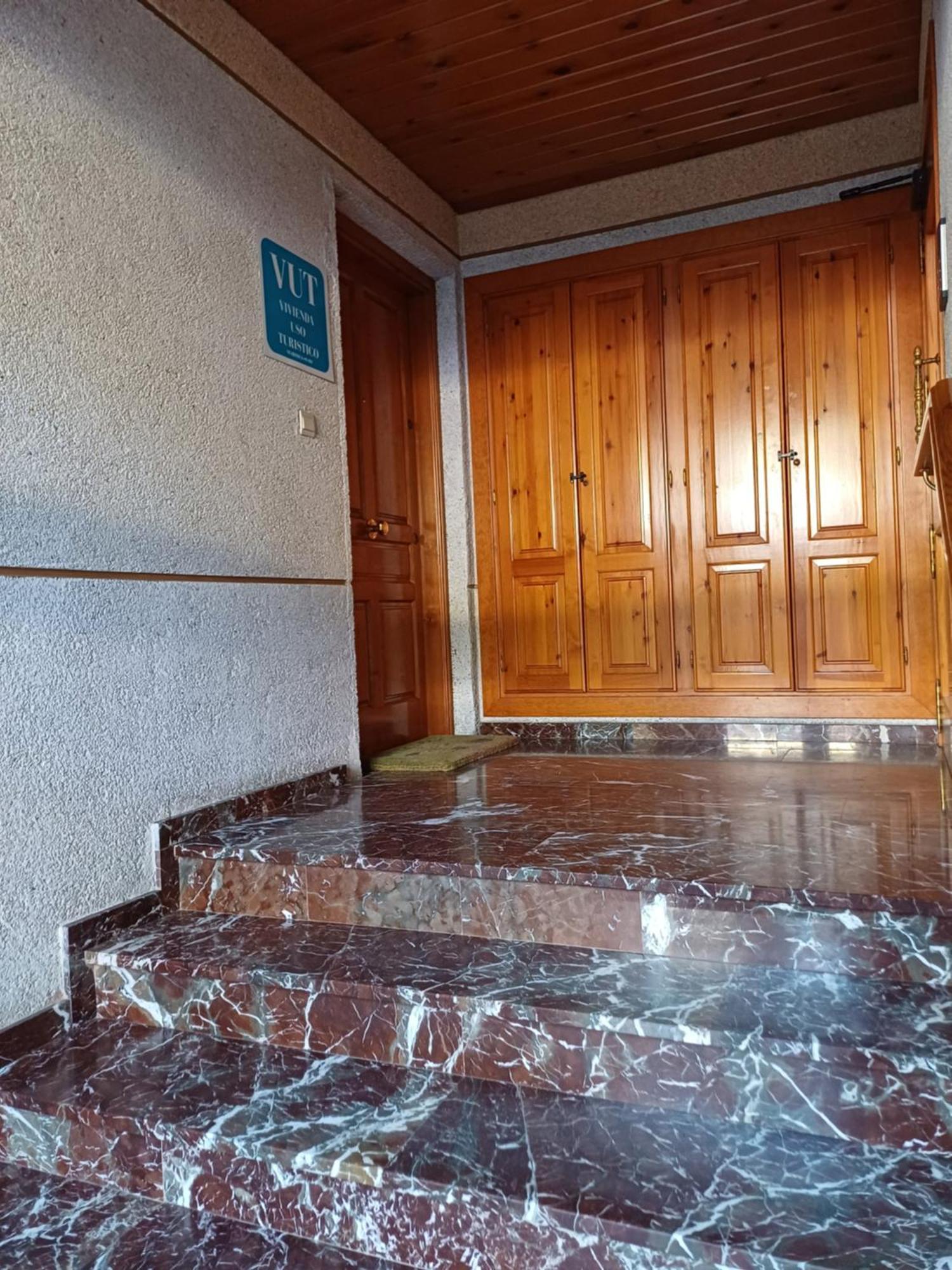 Apartamento Puerta Del Pirineo Sabiñánigo Dış mekan fotoğraf