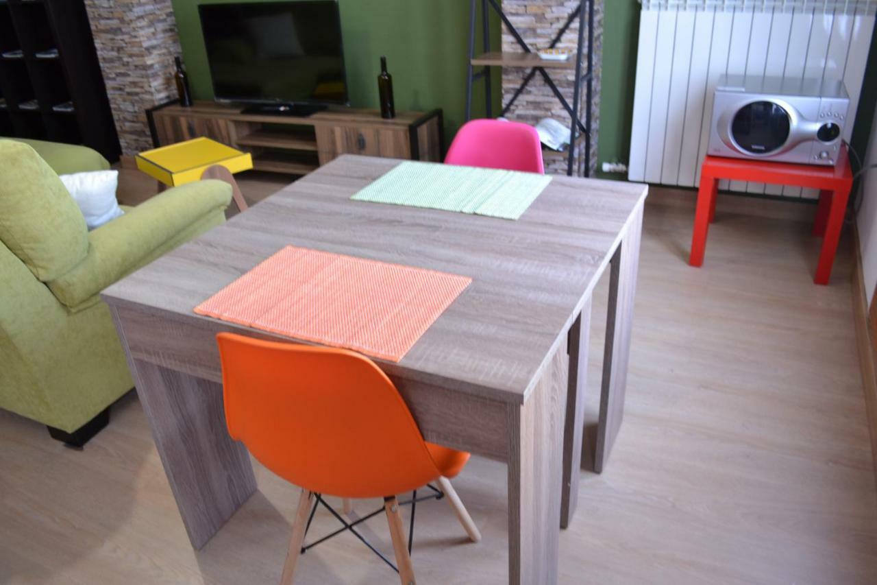 Apartamento Puerta Del Pirineo Sabiñánigo Dış mekan fotoğraf