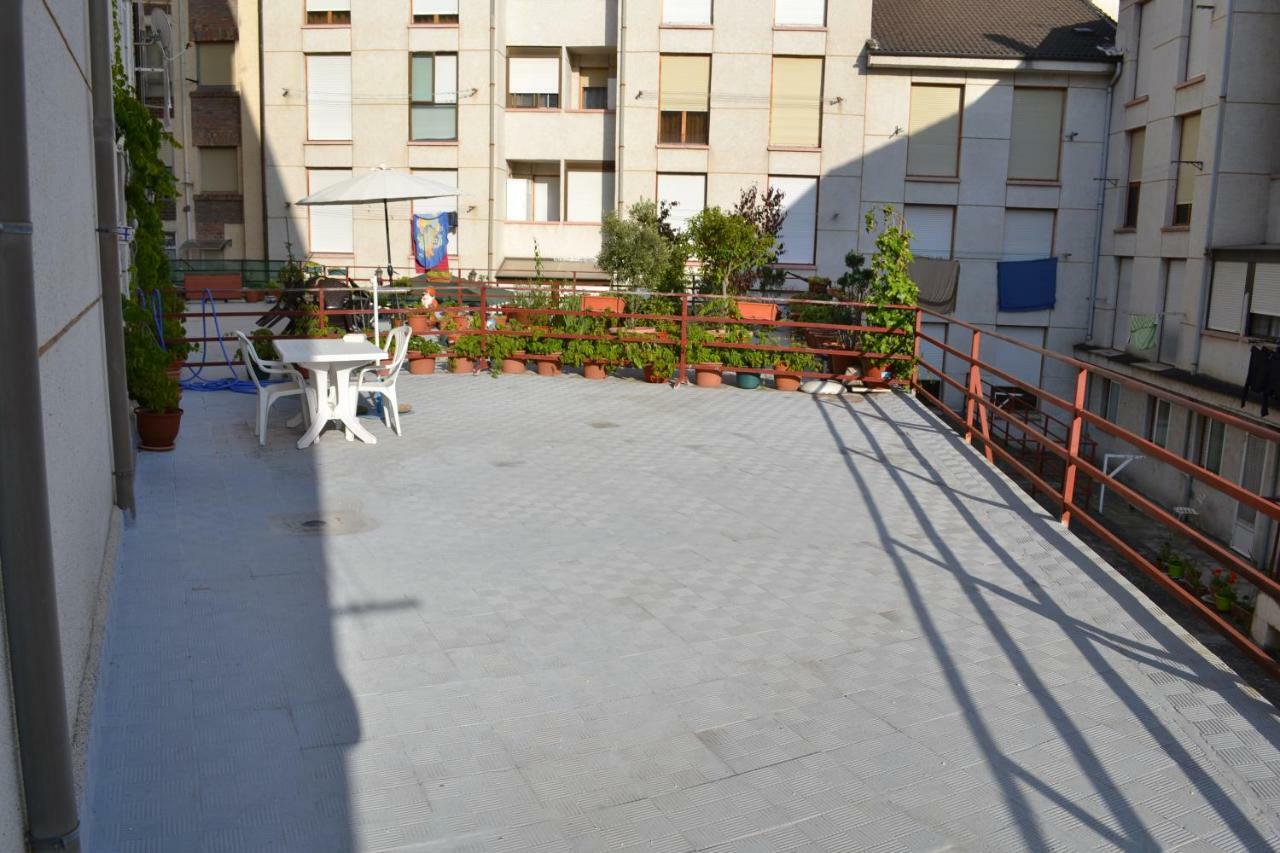 Apartamento Puerta Del Pirineo Sabiñánigo Dış mekan fotoğraf